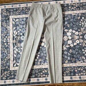 Elegant Women's Gray Trousers